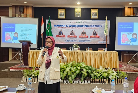 Kuatkan Kompetensi Calon ATLM, FIK USB Adakan Seminar dan Workshop Phlebotomy